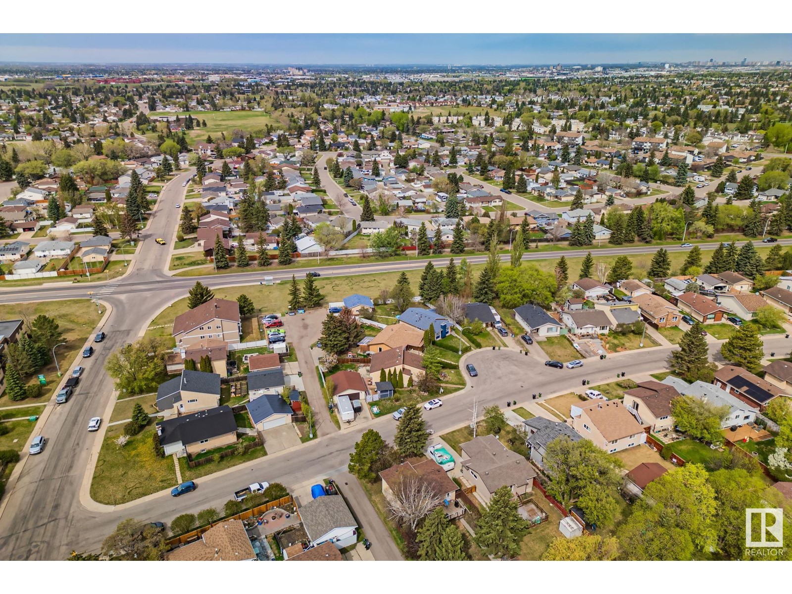 1216 65 ST NW NW, Edmonton