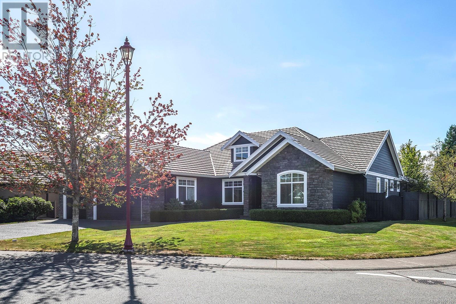 1413 CROWN ISLE DR - Image 2
