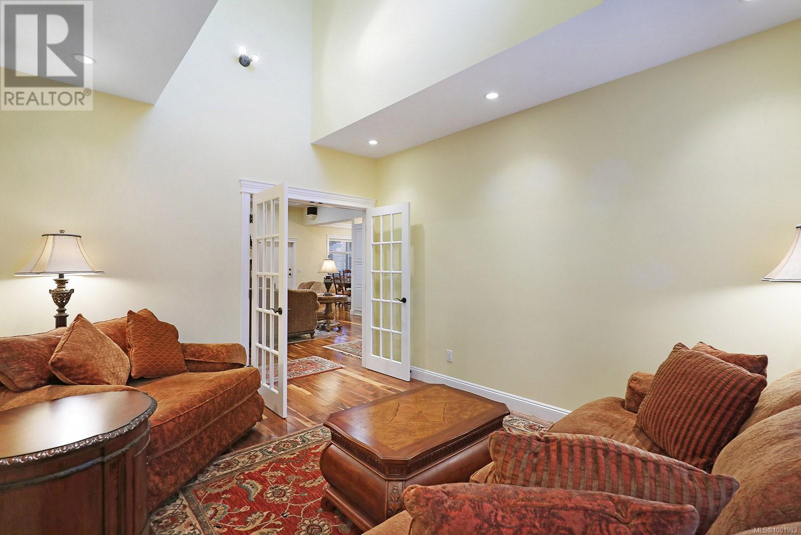 1413 CROWN ISLE DR - Image 27