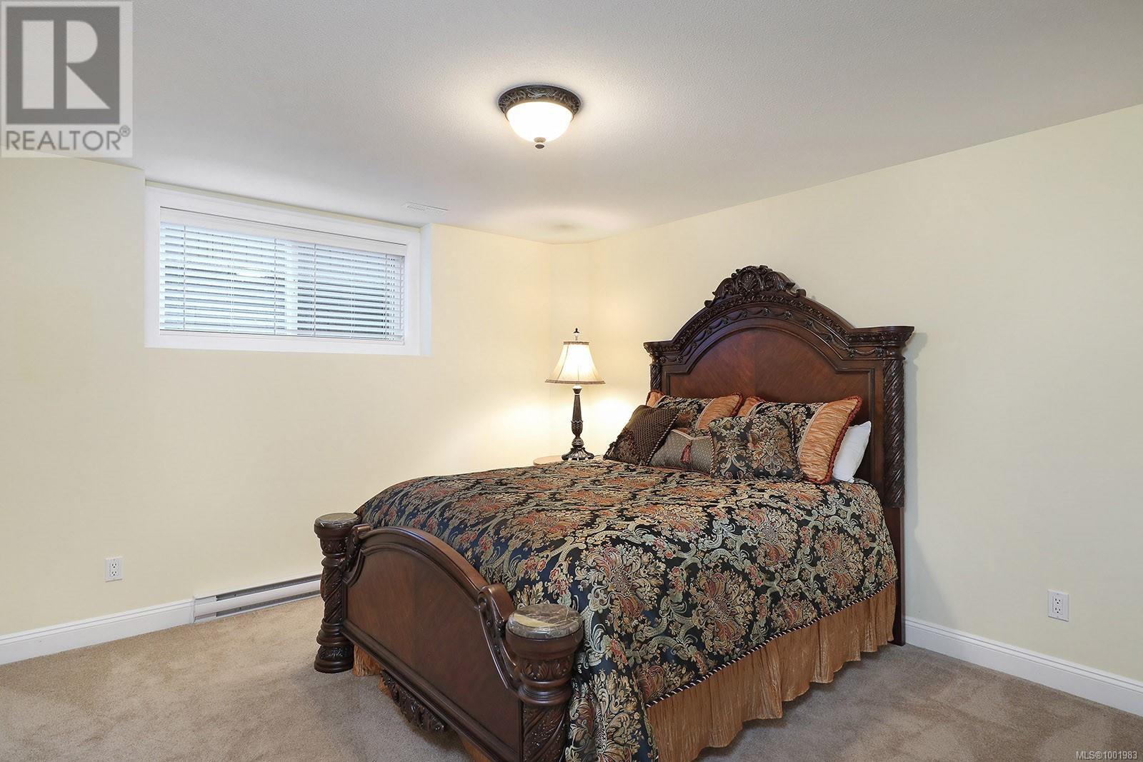 1413 CROWN ISLE DR - Image 36