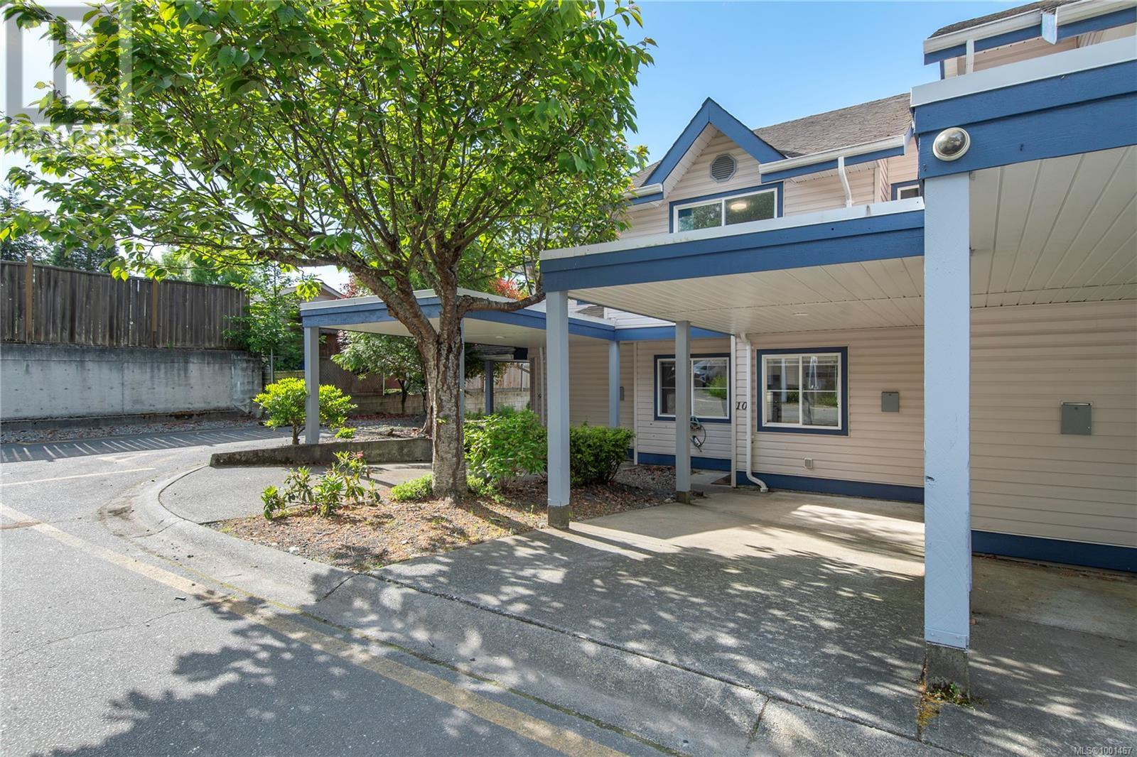 Photo 2 of 10 1335 Creekside Way, Campbell River BC
