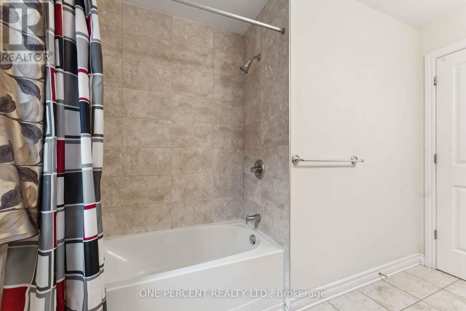 Photo 25 of 552 Genevriers Street, Ottawa ON