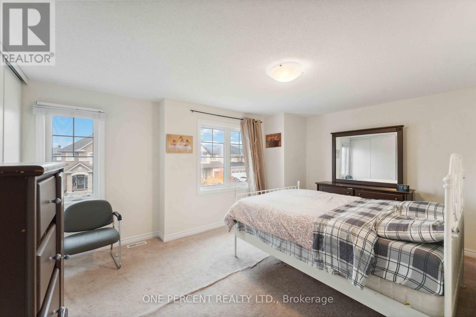 Photo 7 of 552 Genevriers Street, Ottawa ON