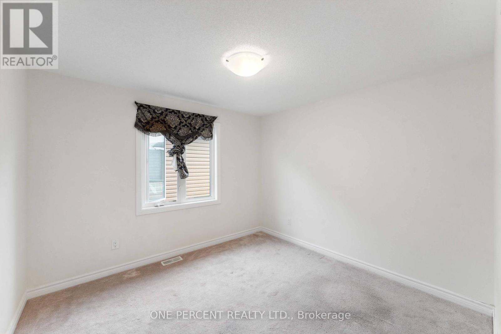 Photo 16 of 552 Genevriers Street, Ottawa ON