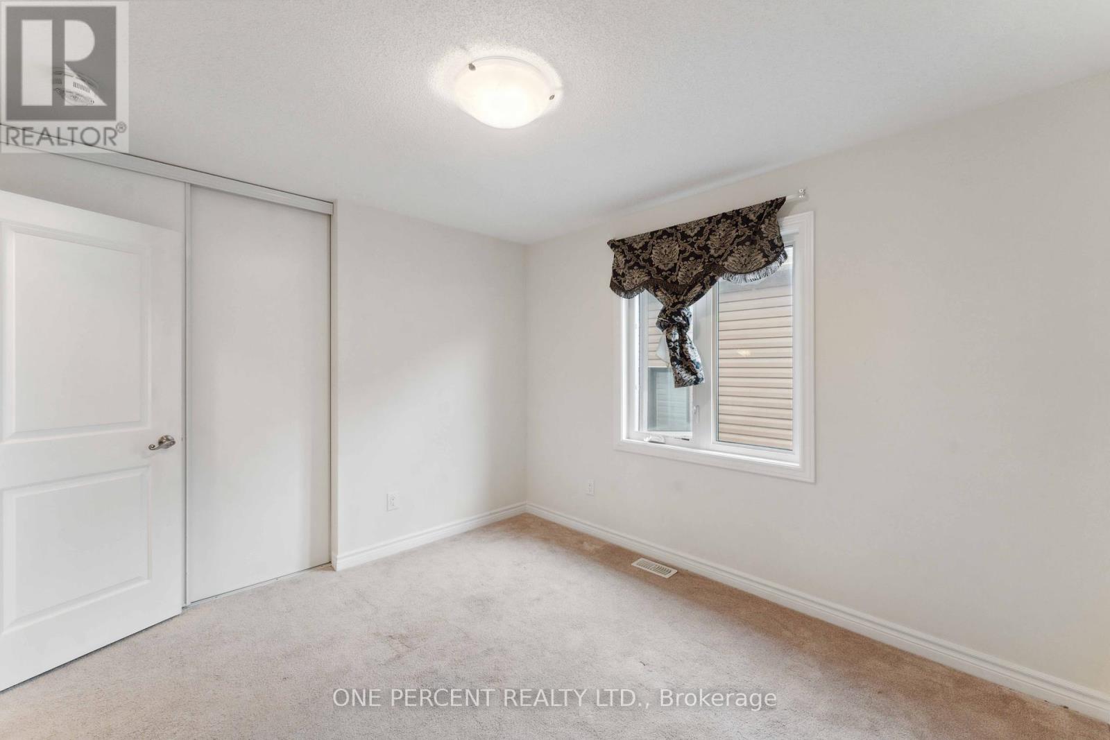 Photo 15 of 552 Genevriers Street, Ottawa ON