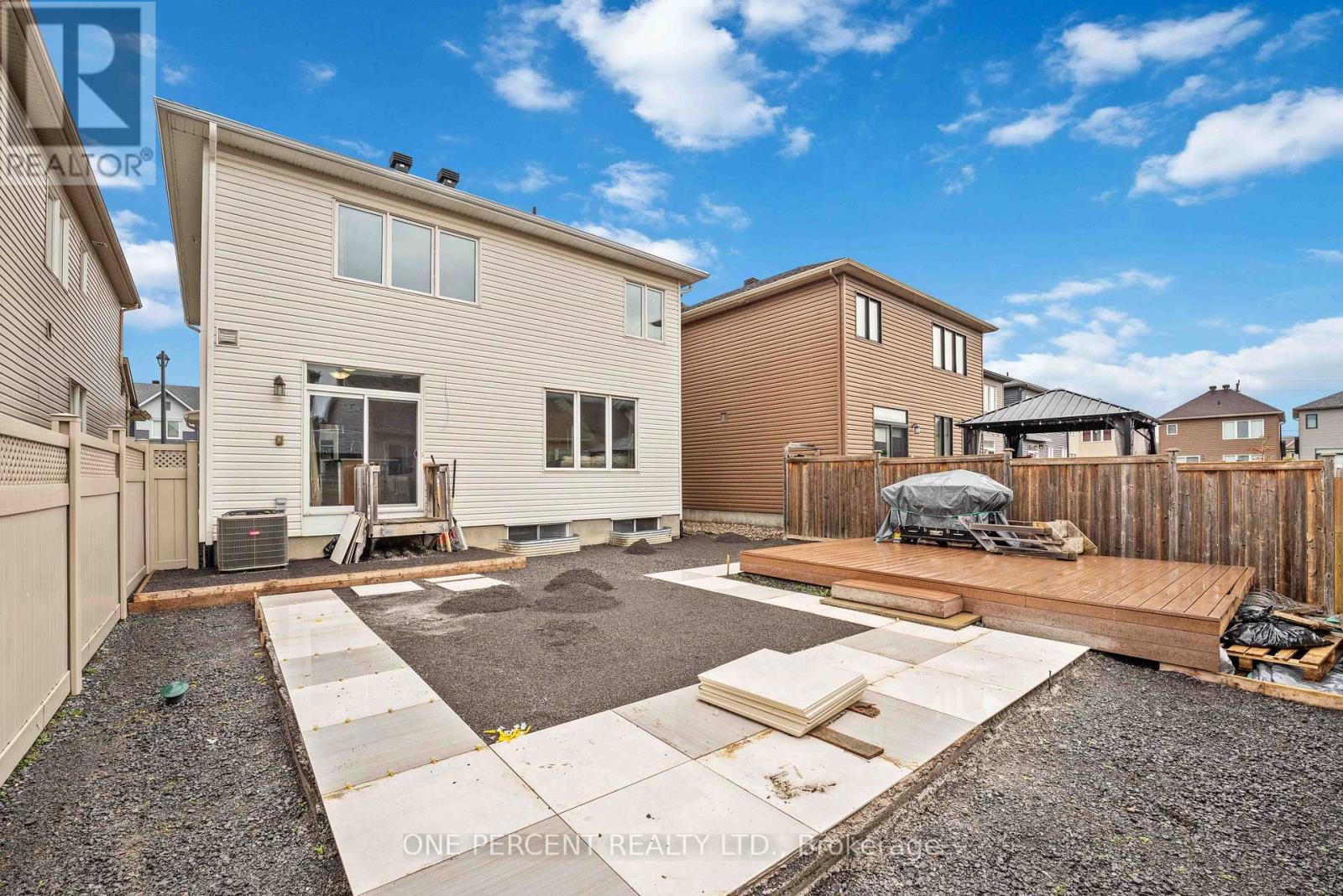 Photo 30 of 552 Genevriers Street, Ottawa ON
