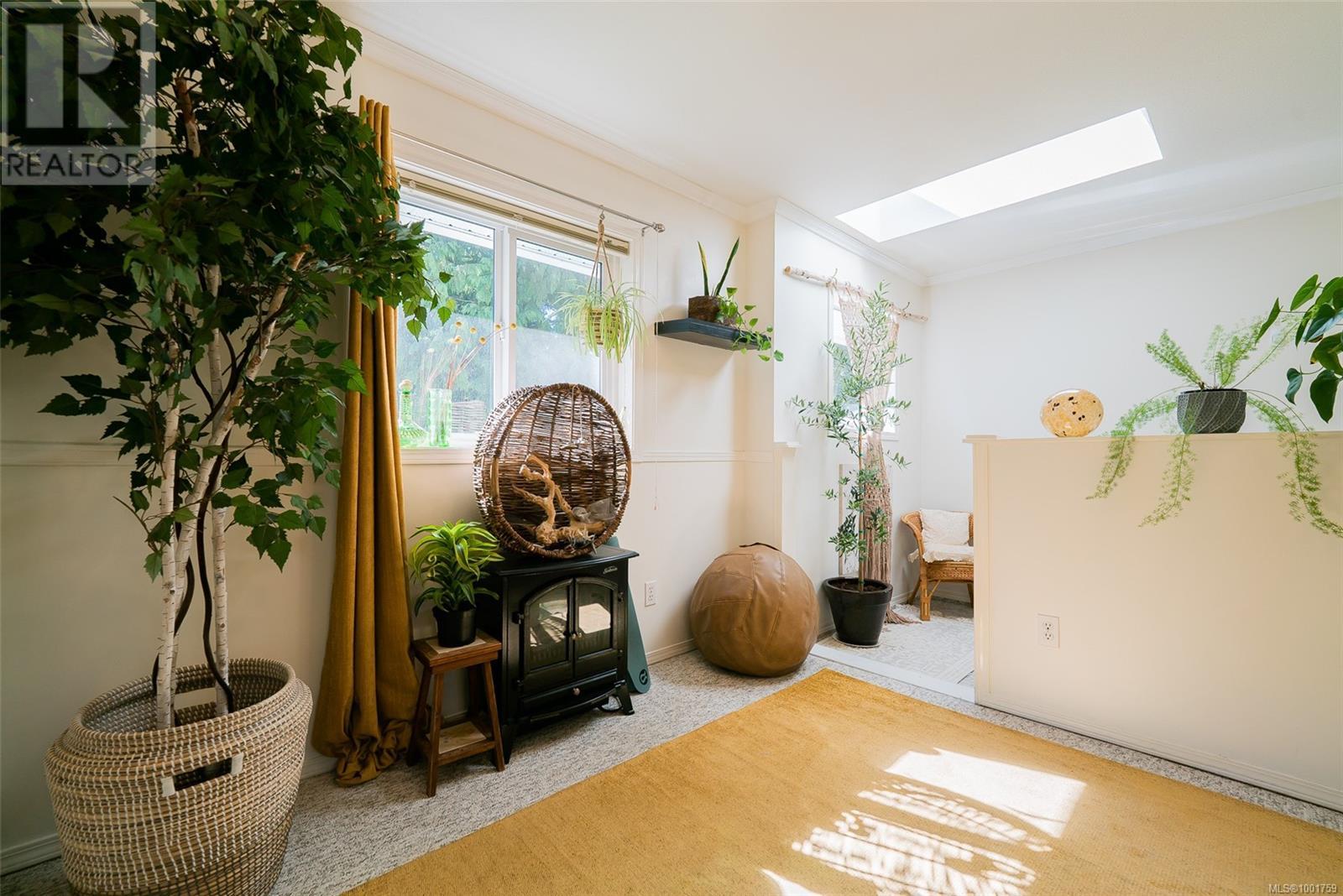 Photo 20 of 2 3470 Hillside Ave, Nanaimo BC