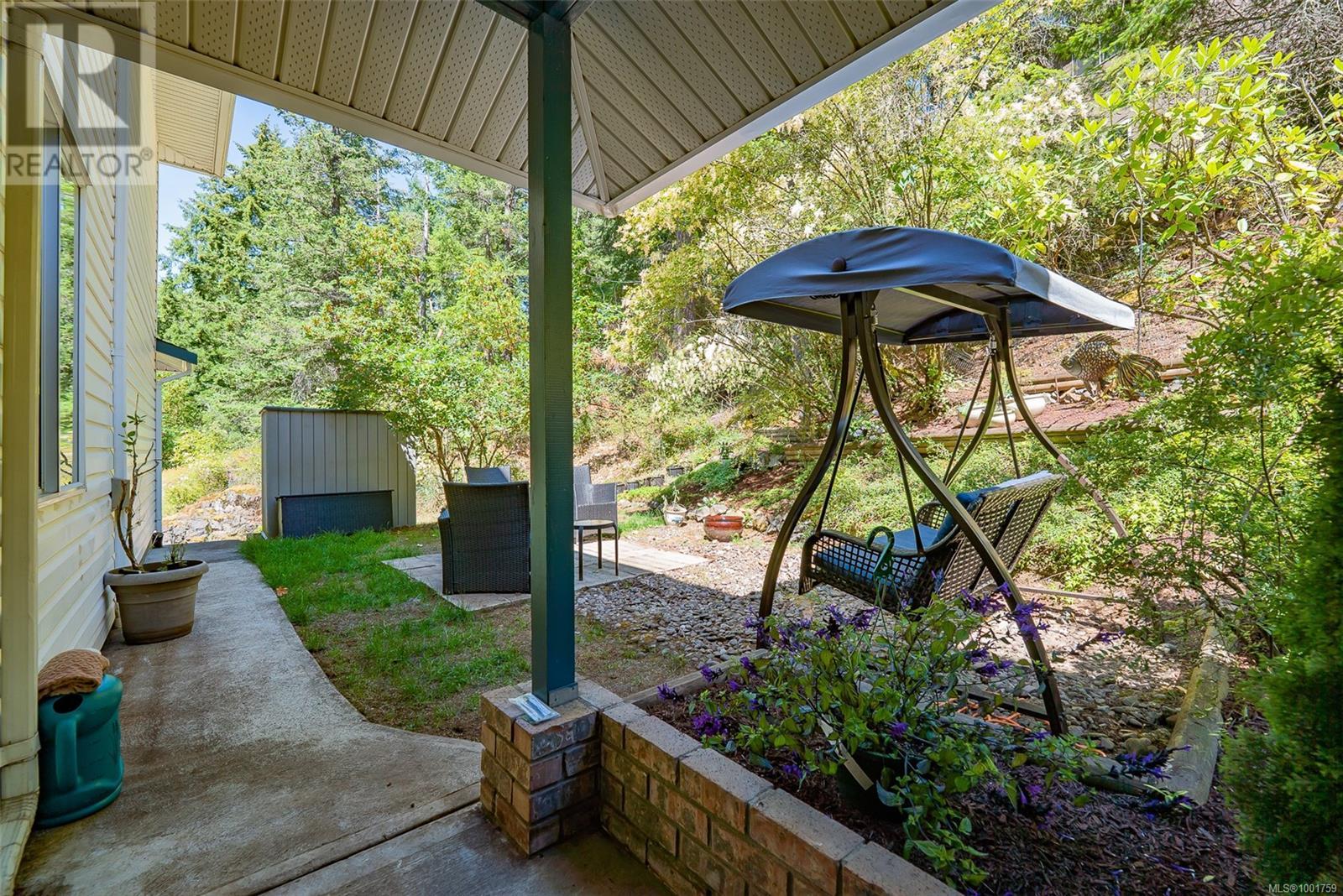 Photo 25 of 2 3470 Hillside Ave, Nanaimo BC