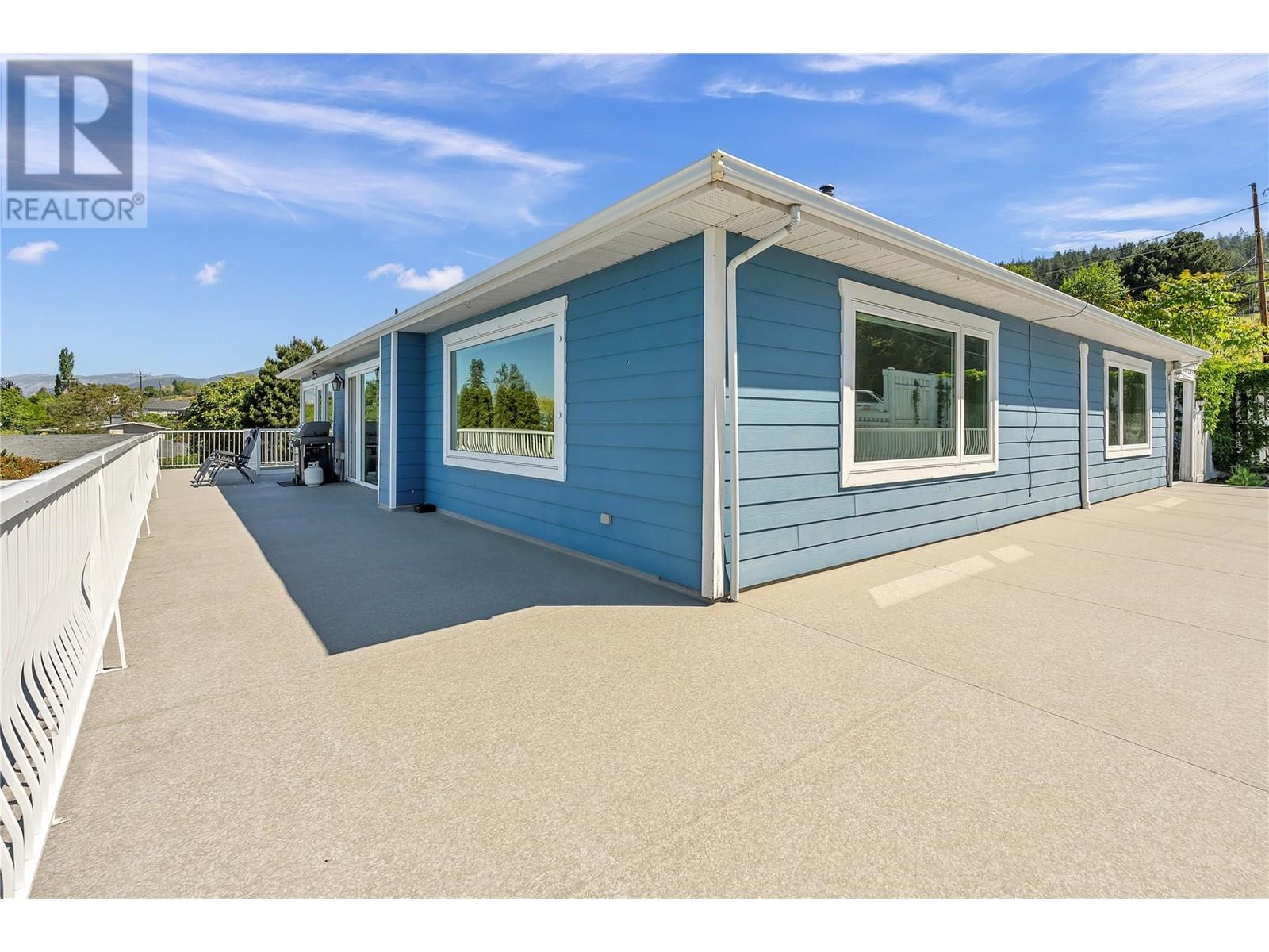 2205 Naramata Road, Naramata