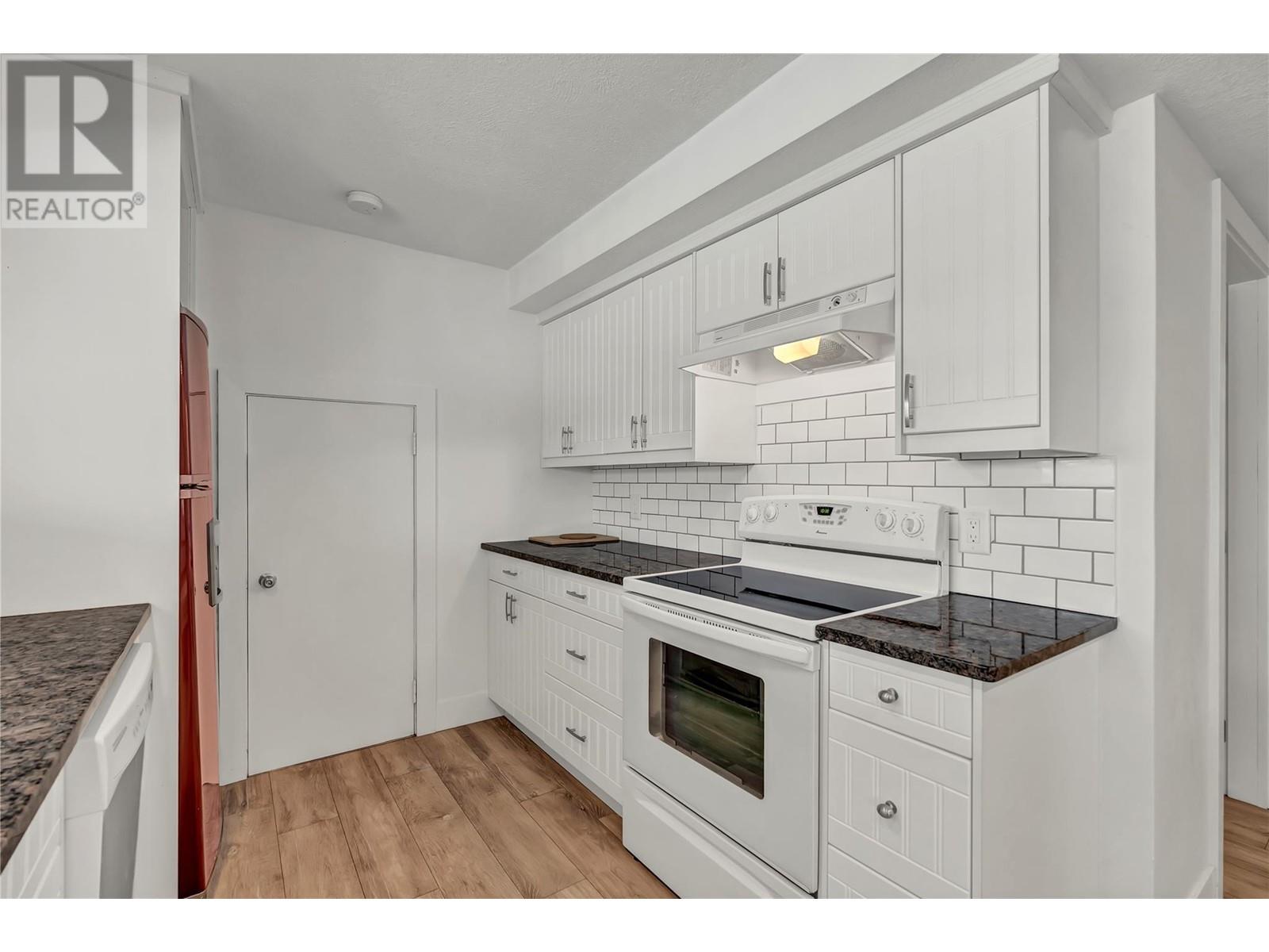 2205 Naramata Road, Naramata