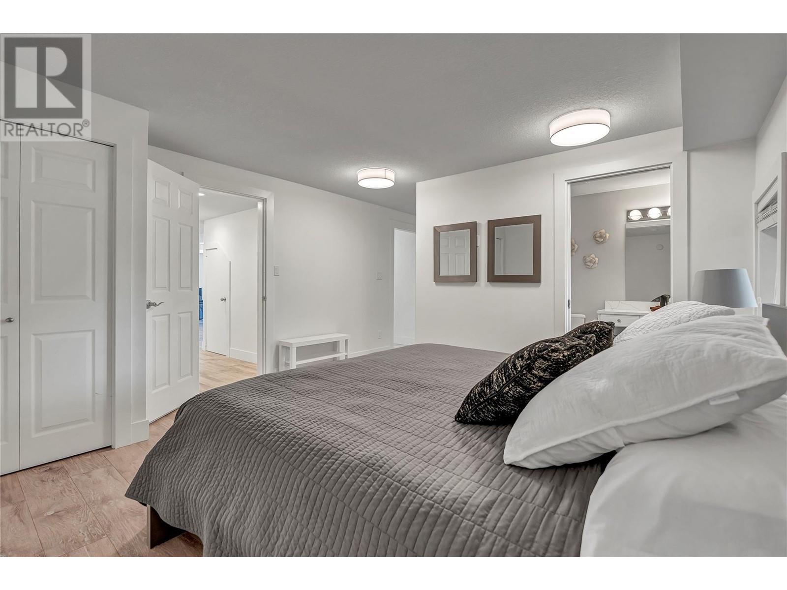 2205 Naramata Road, Naramata