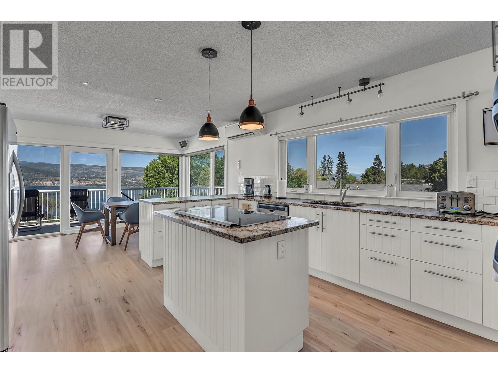2205 Naramata Road, Naramata