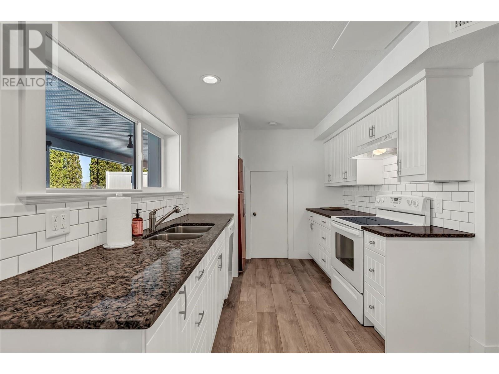 2205 Naramata Road, Naramata