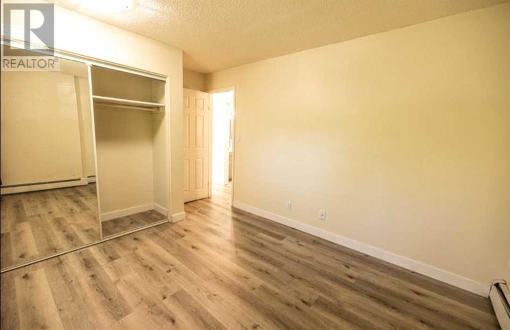 Single Family House for Sale in    Avenue SW Sunalta Calgary 