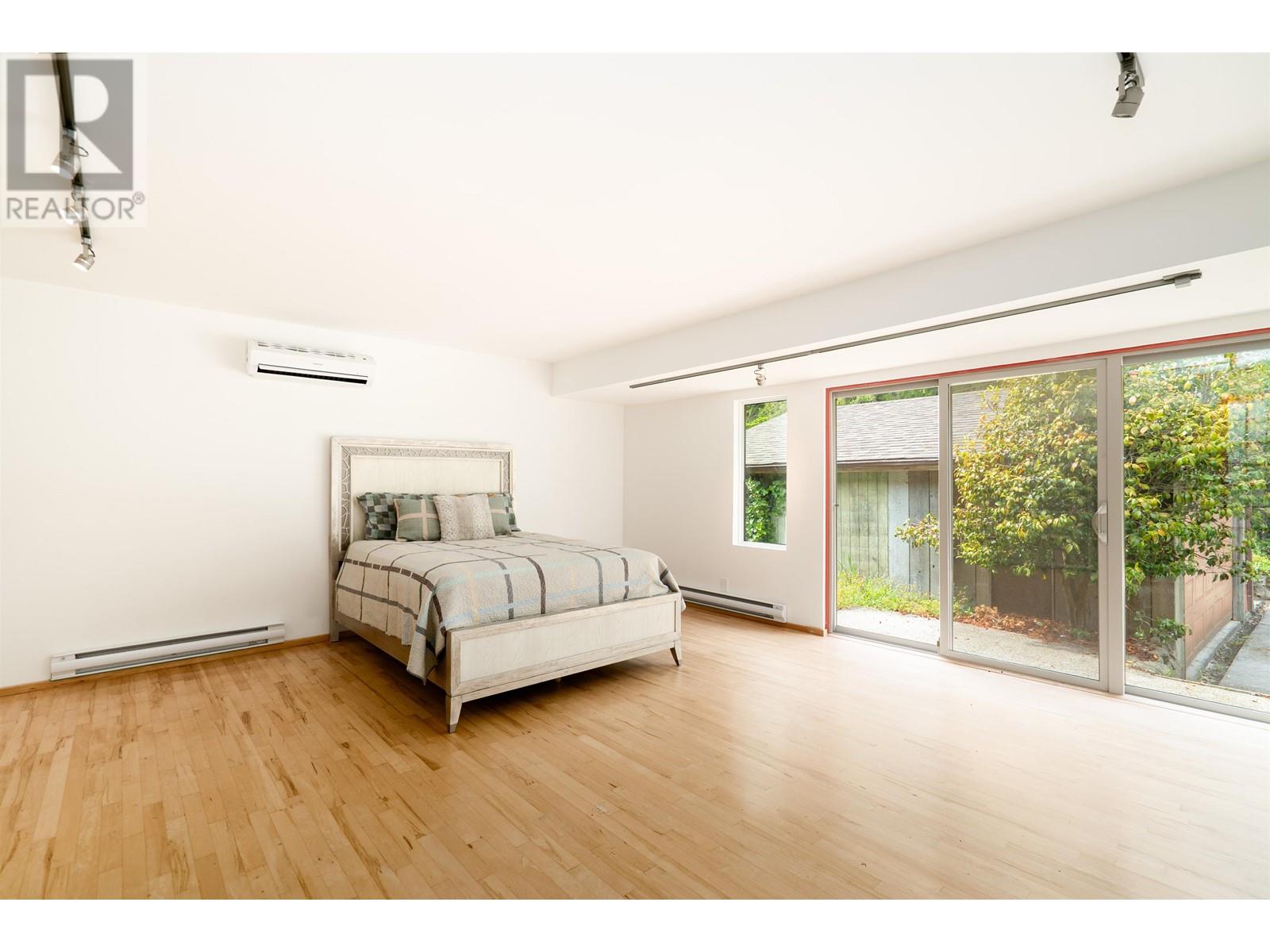 1170 FLUME ROAD, Roberts Creek