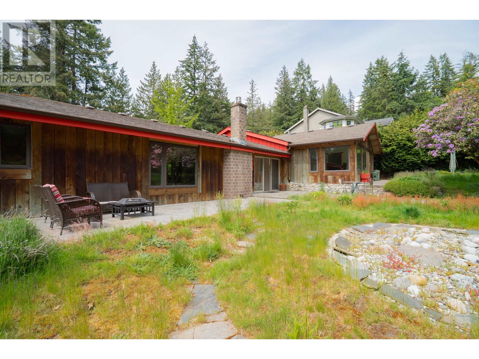 1170 FLUME ROAD, Roberts Creek