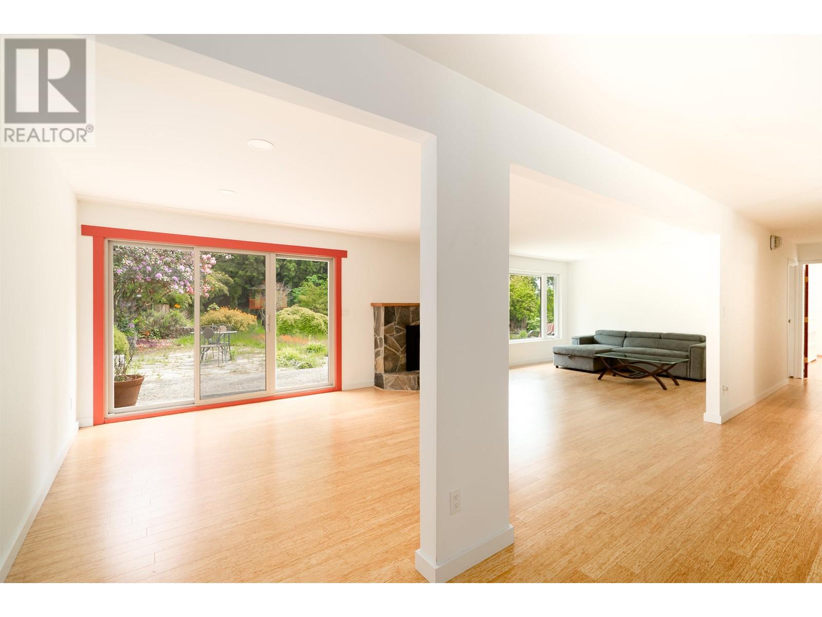 1170 FLUME ROAD, Roberts Creek