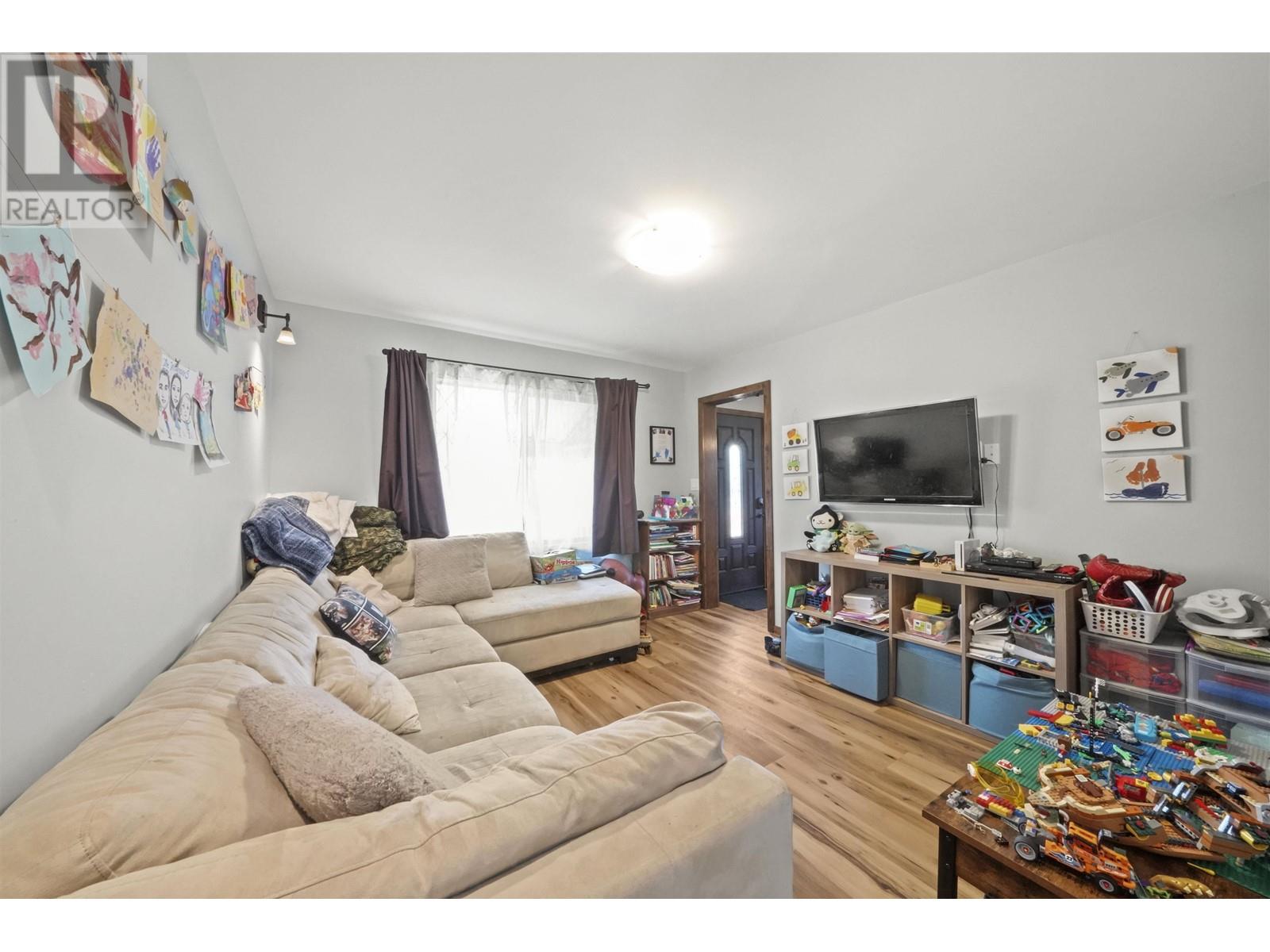 Photo 21 of 20138 Lorne Avenue, Maple Ridge BC