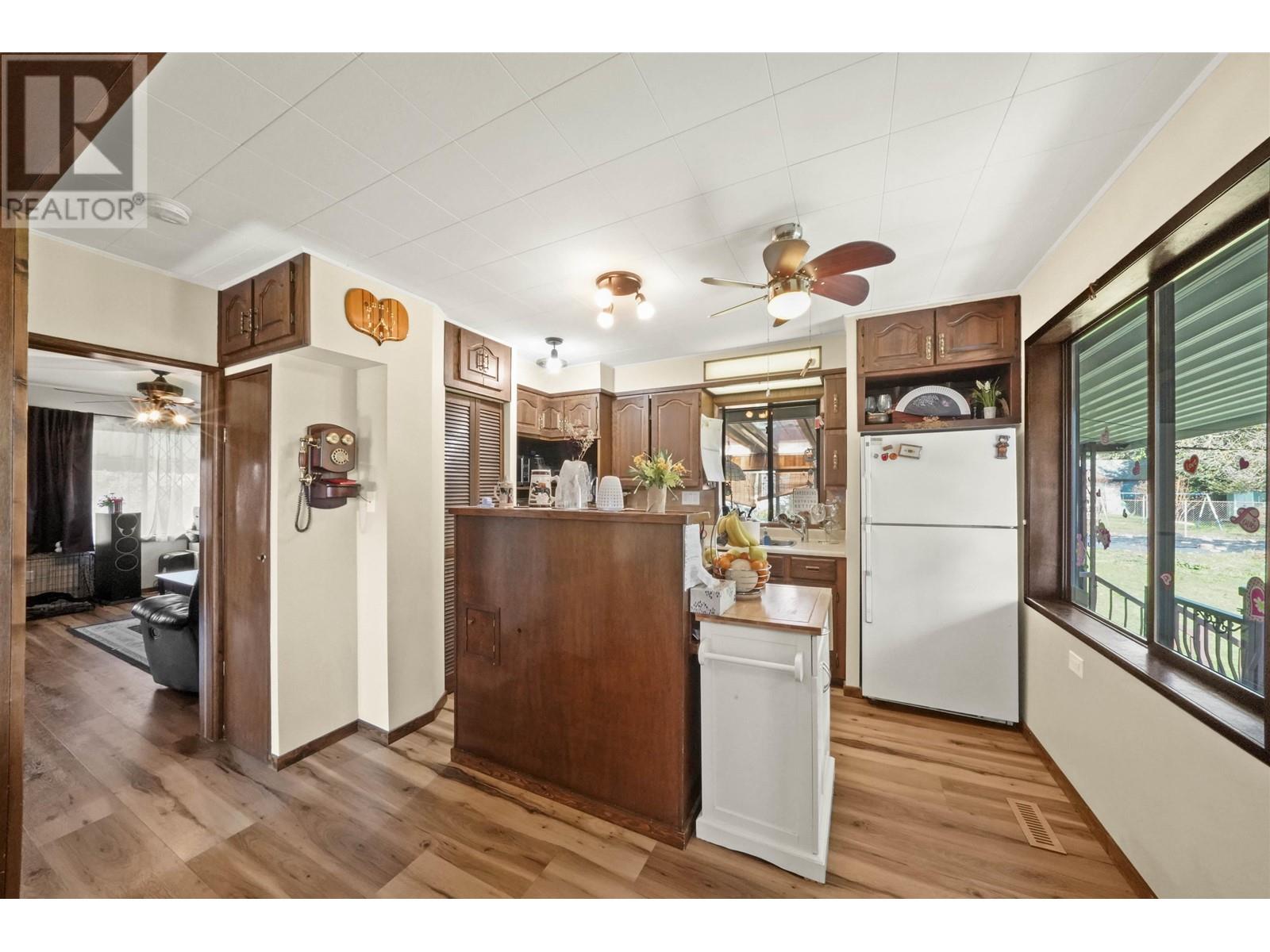Photo 25 of 20138 Lorne Avenue, Maple Ridge BC