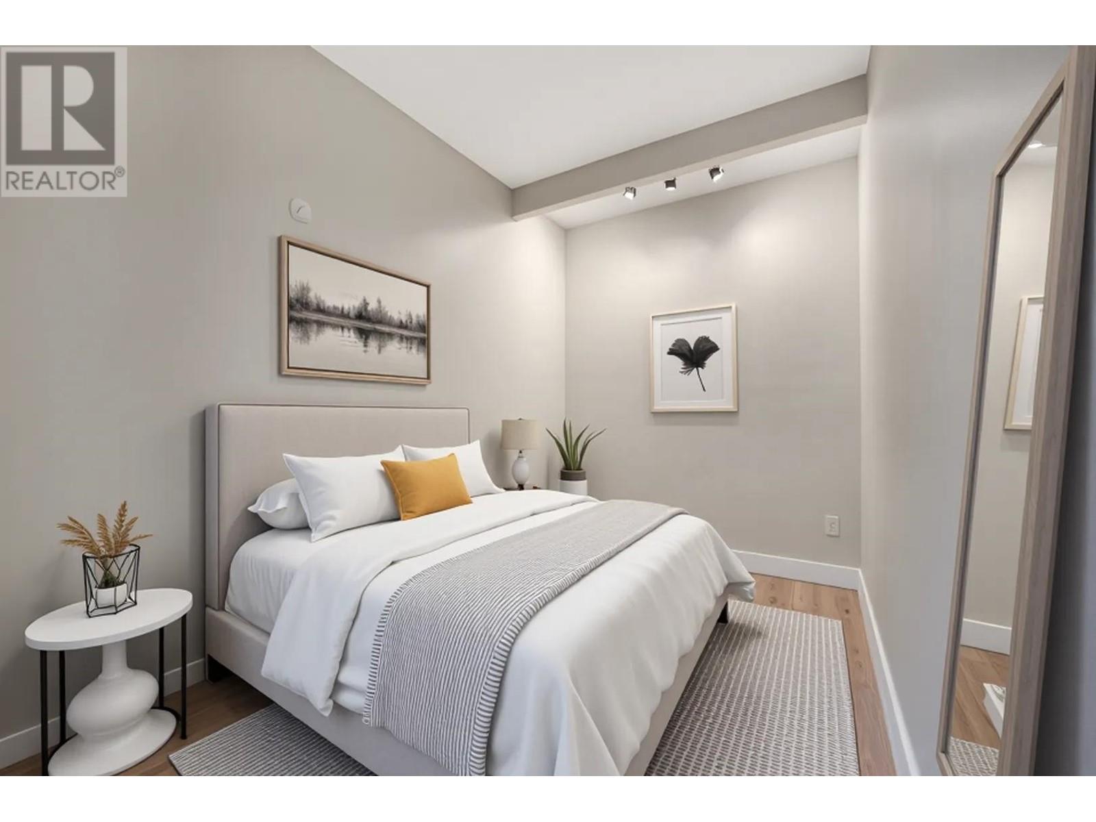 Photo 2 of 701 233 Abbott Street, Vancouver BC