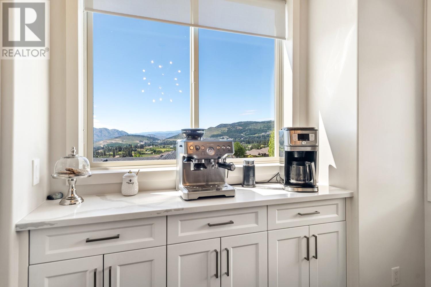  2541 Copper Ridge Drive, West Kelowna
