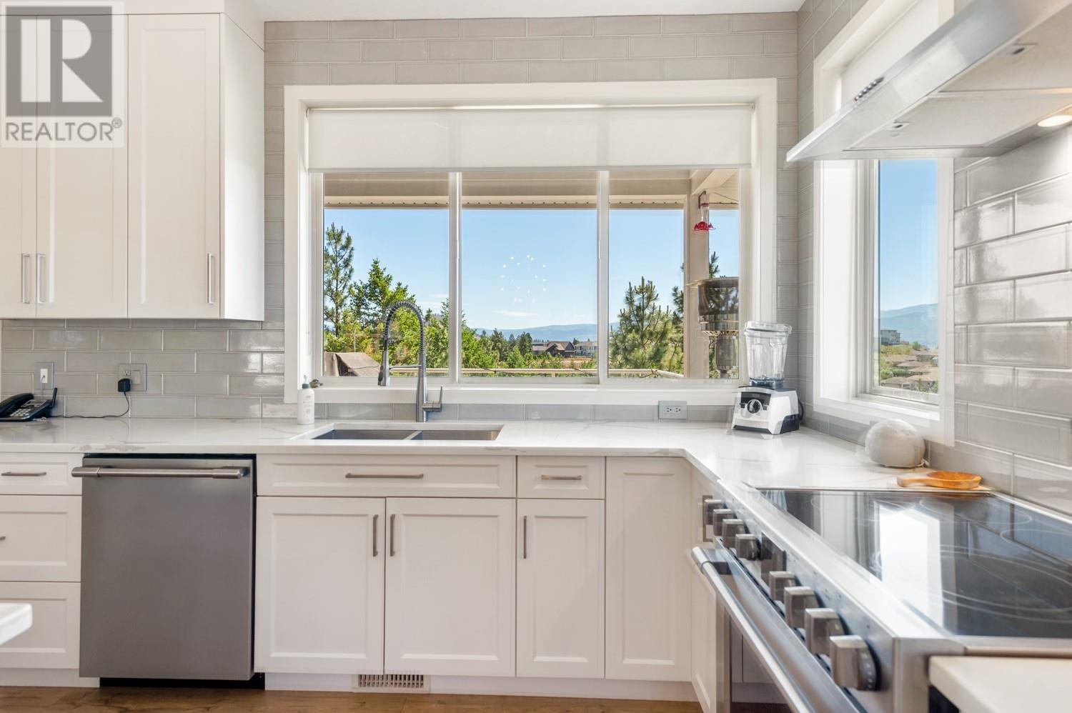  2541 Copper Ridge Drive, West Kelowna