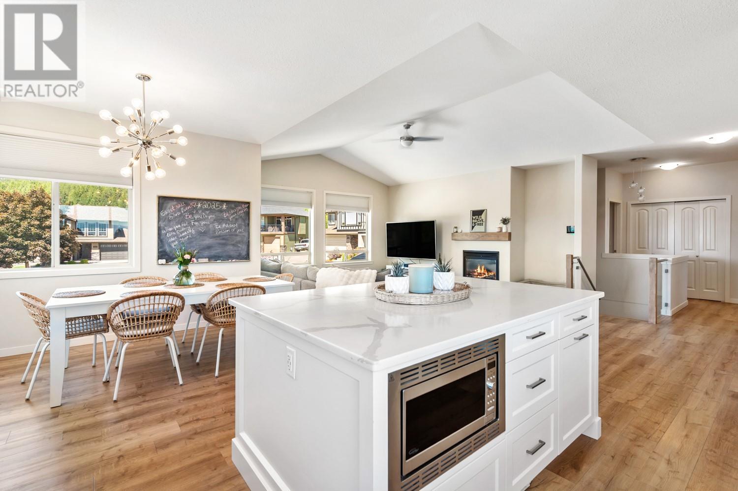  2541 Copper Ridge Drive, West Kelowna