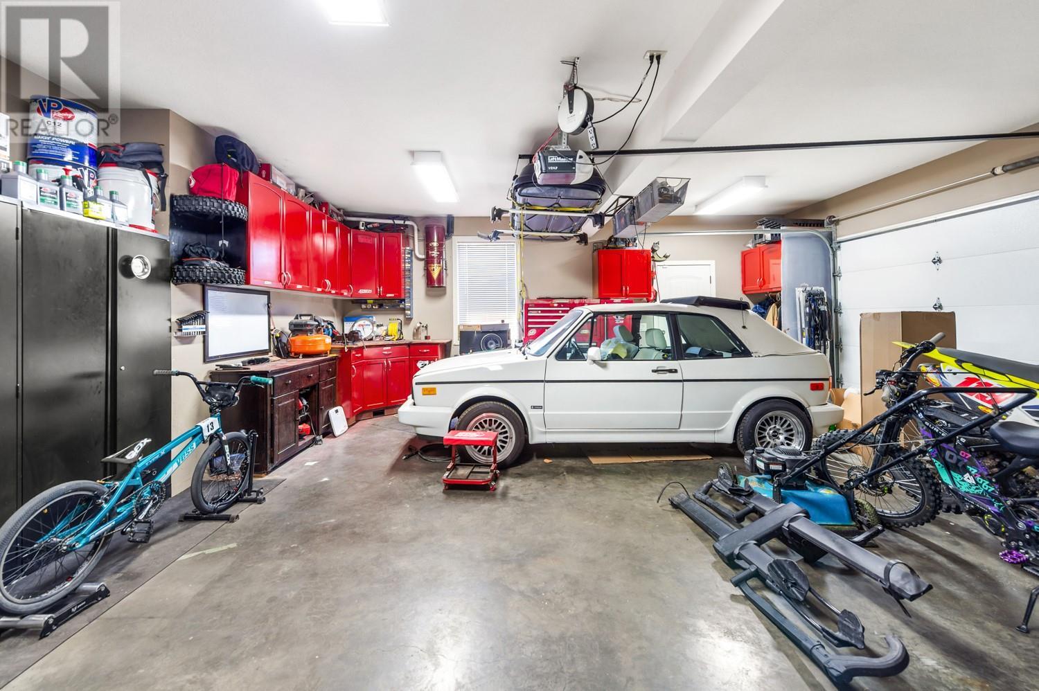  2541 Copper Ridge Drive, West Kelowna