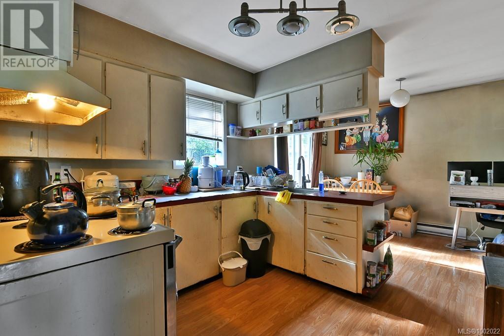 Photo 15 of 307 311 315 Holly Ave, Nanaimo BC