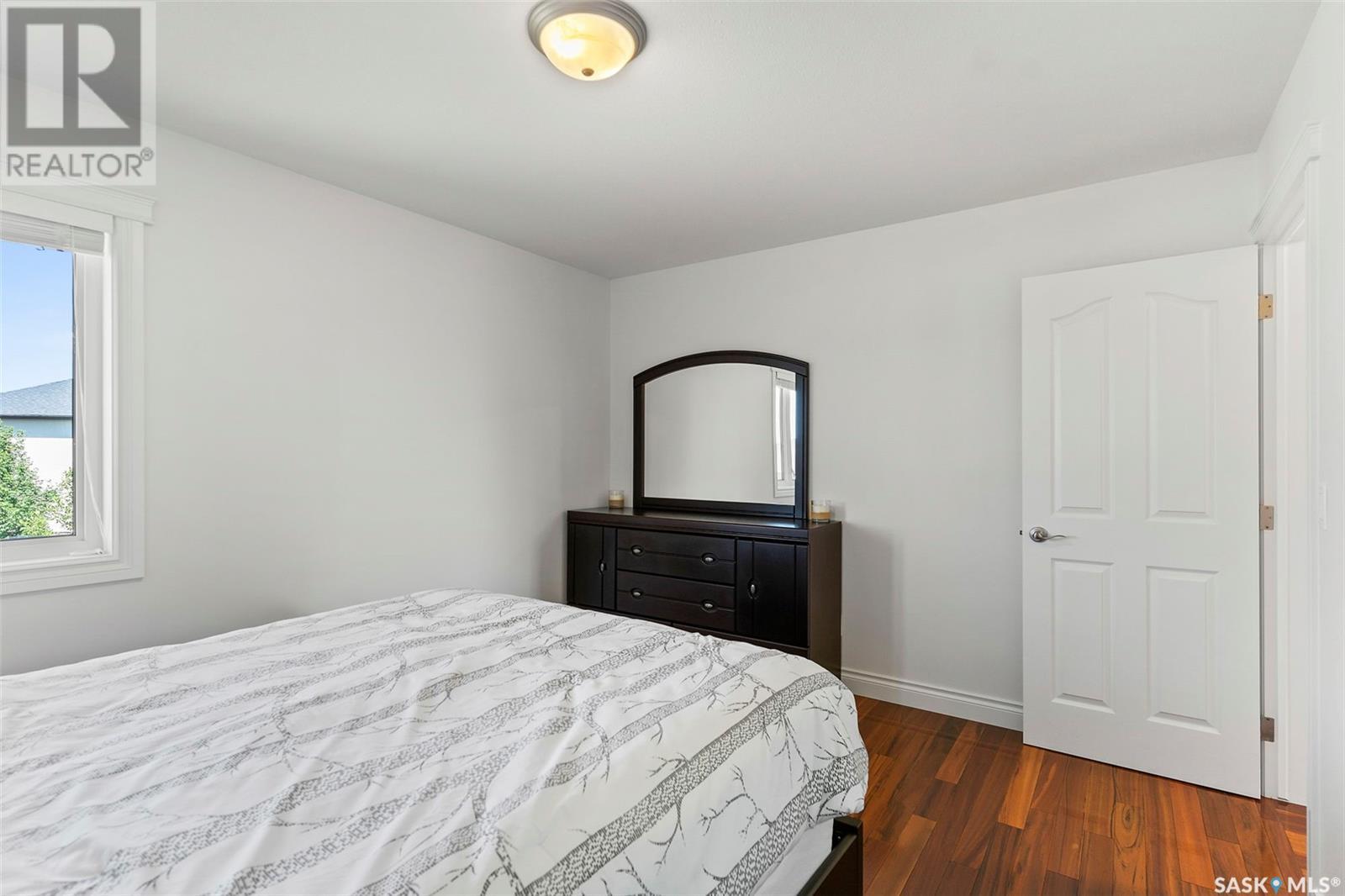 Single Family House 2 Level for Sale in  Pohorecky COURT Saskatoon 