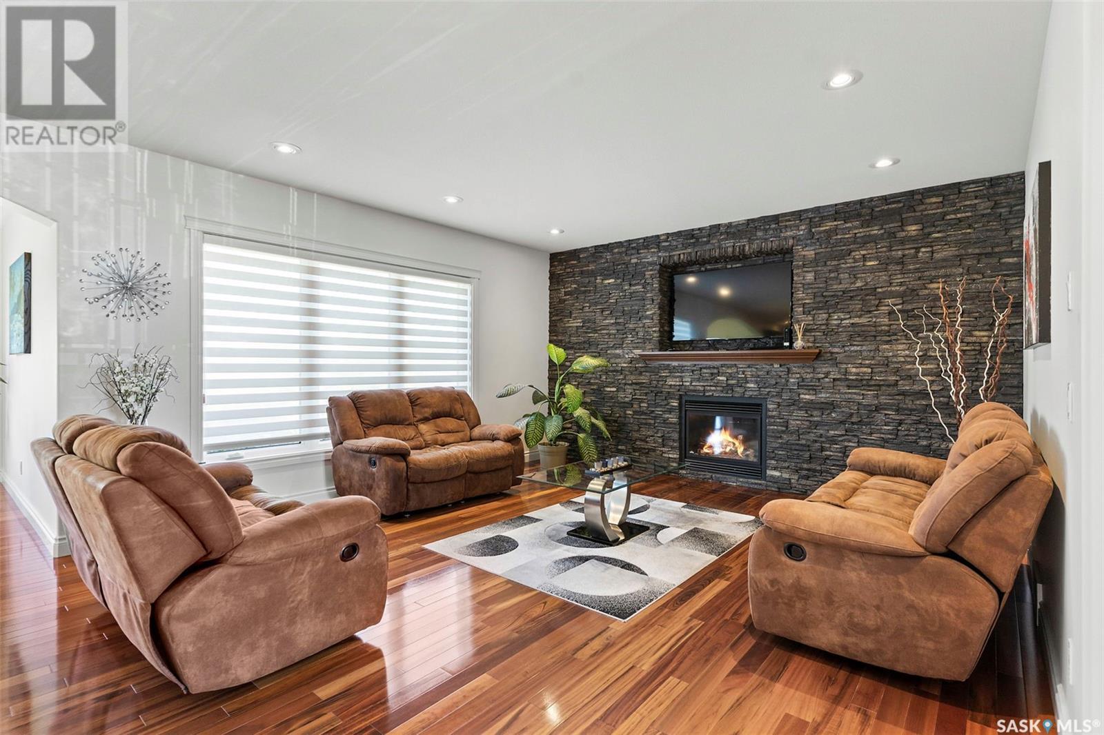 Single Family House 2 Level for Sale in  Pohorecky COURT Saskatoon 