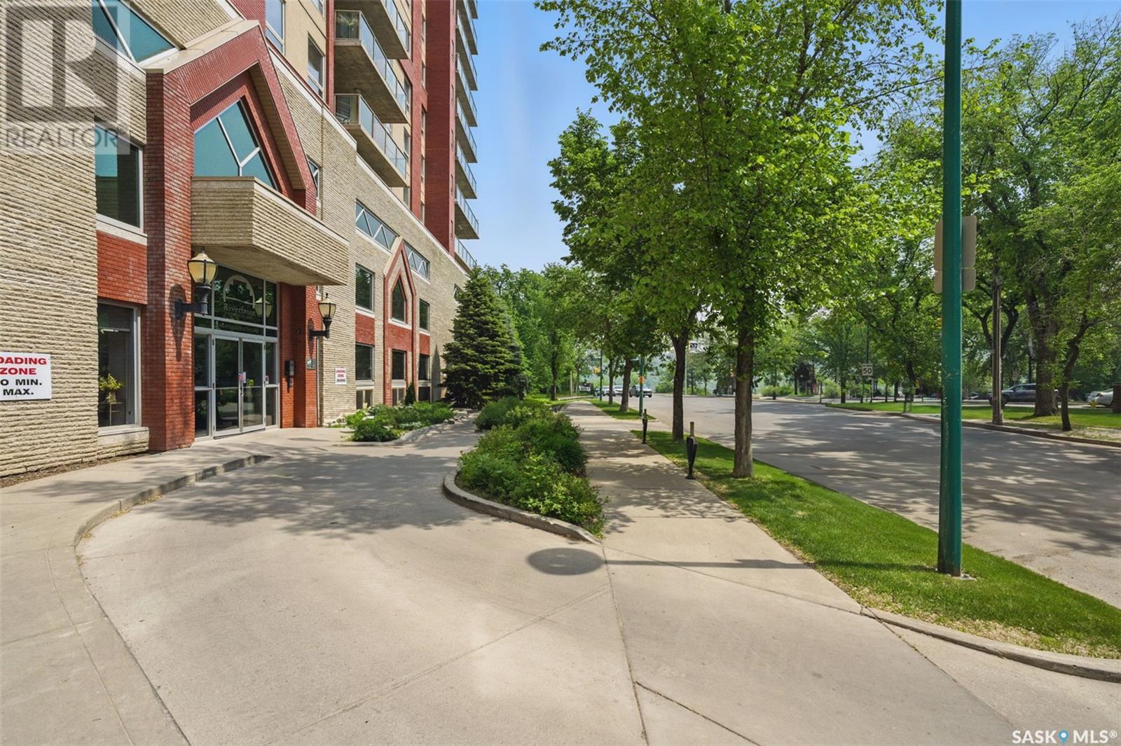 Photo 3 of 1006 902 Spadina Crescent E, Saskatoon SK