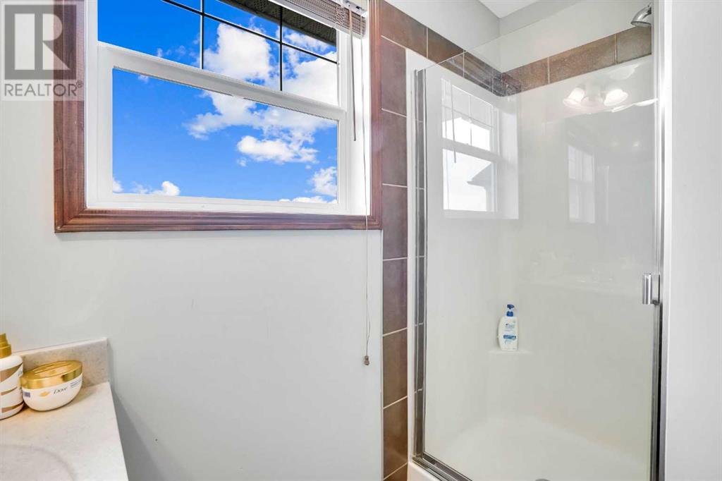 Single Family House for Sale in  Taralake Way NE Taradale Calgary 
