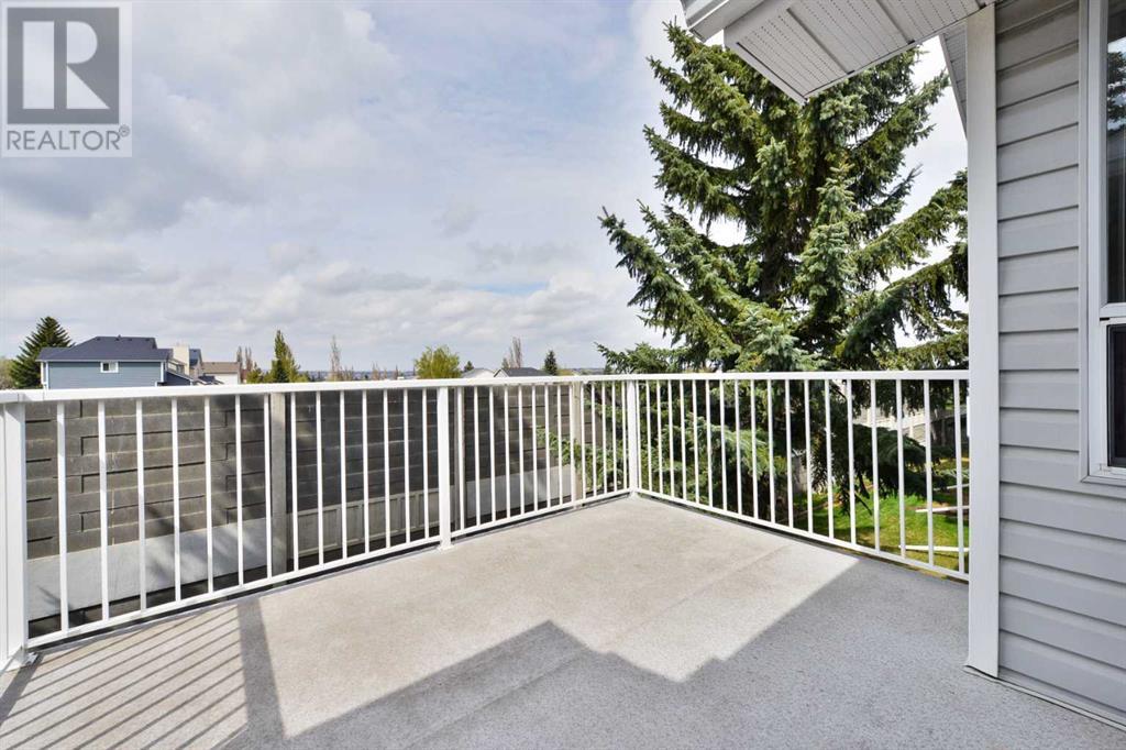 Single Family House Bungalow for Sale in  Macewan Ridge Villas NW MacEwan Glen Calgary 