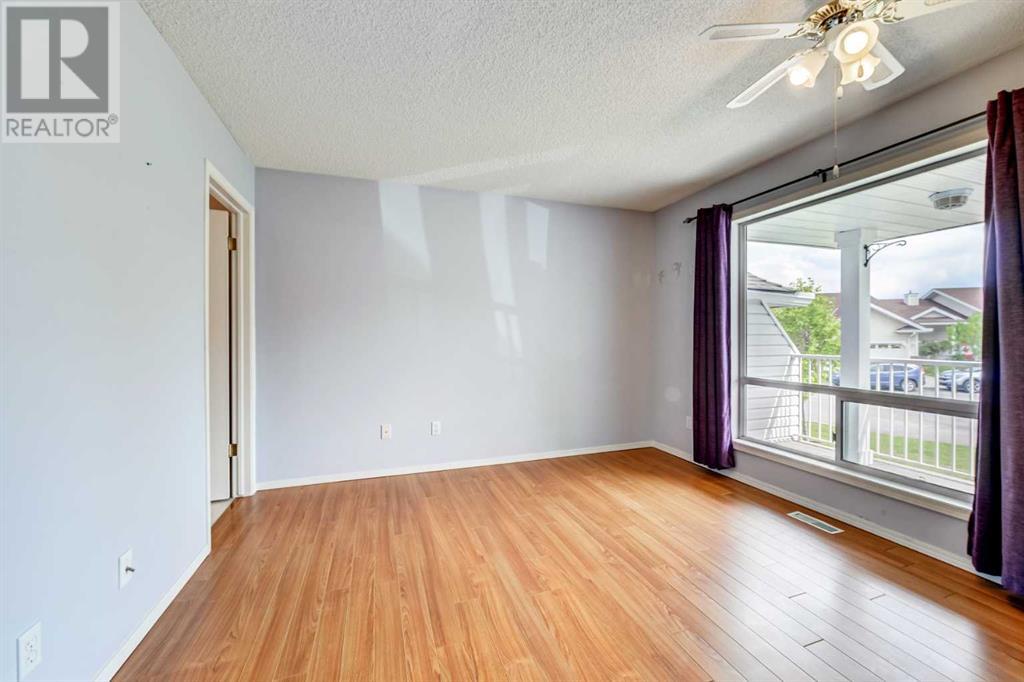 Single Family House Bungalow for Sale in  Macewan Ridge Villas NW MacEwan Glen Calgary 