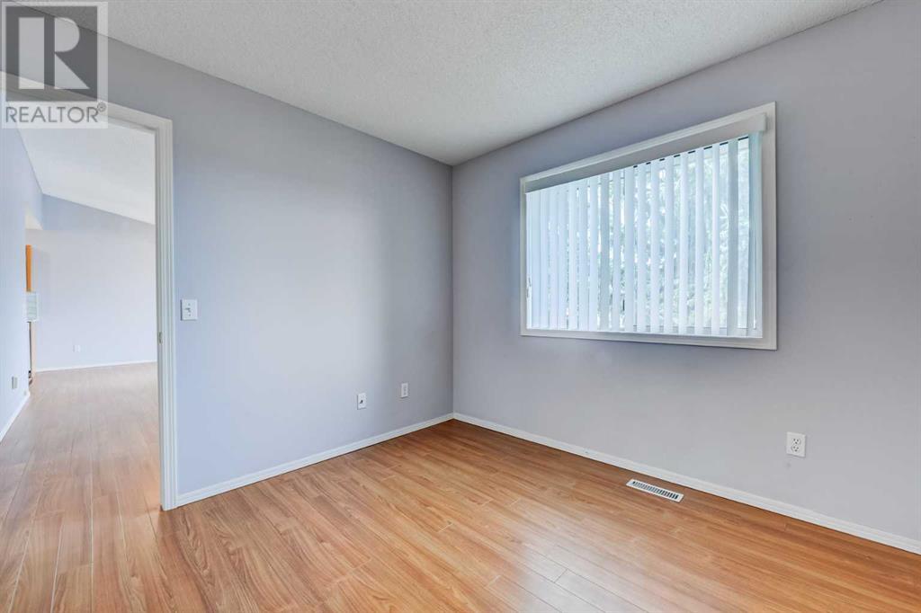 Single Family House Bungalow for Sale in  Macewan Ridge Villas NW MacEwan Glen Calgary 