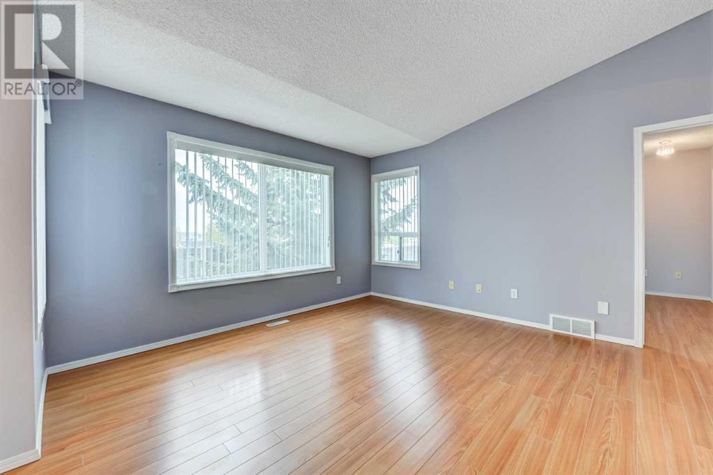 Single Family House Bungalow for Sale in  Macewan Ridge Villas NW MacEwan Glen Calgary 