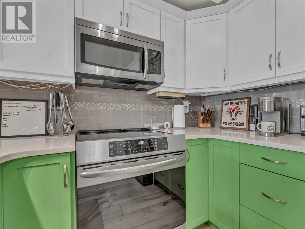 Single Family House for Sale in    Avenue SE Connaught Medicine Hat 