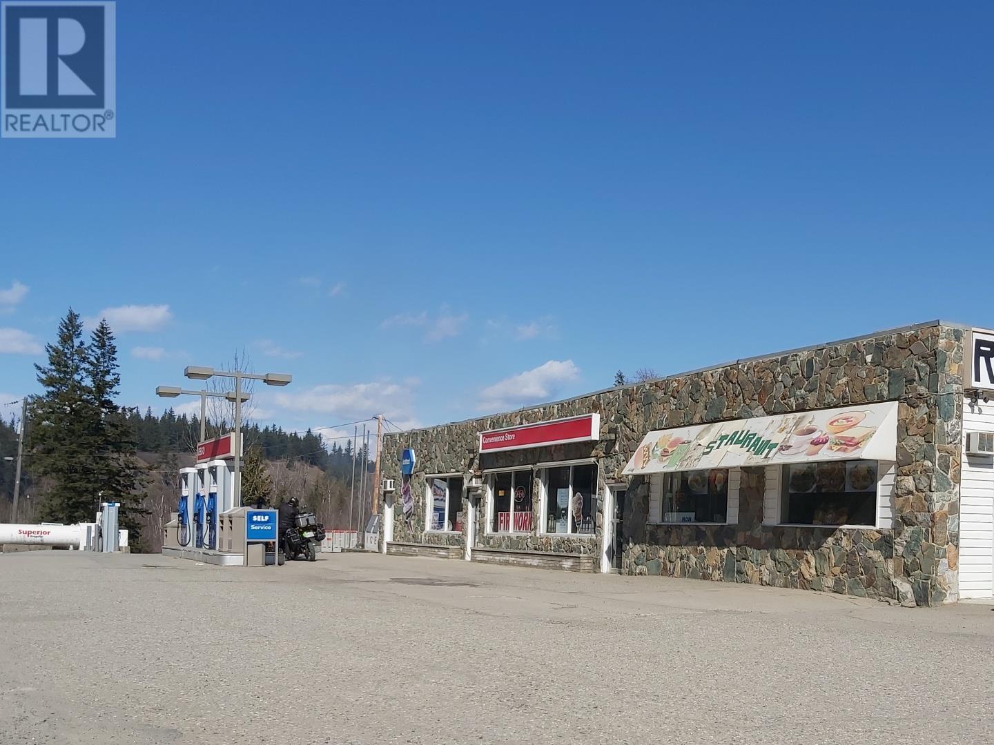 5177 Trans Canada Highway, Tappen