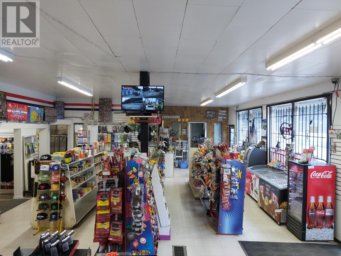 5177 Trans Canada Highway, Tappen