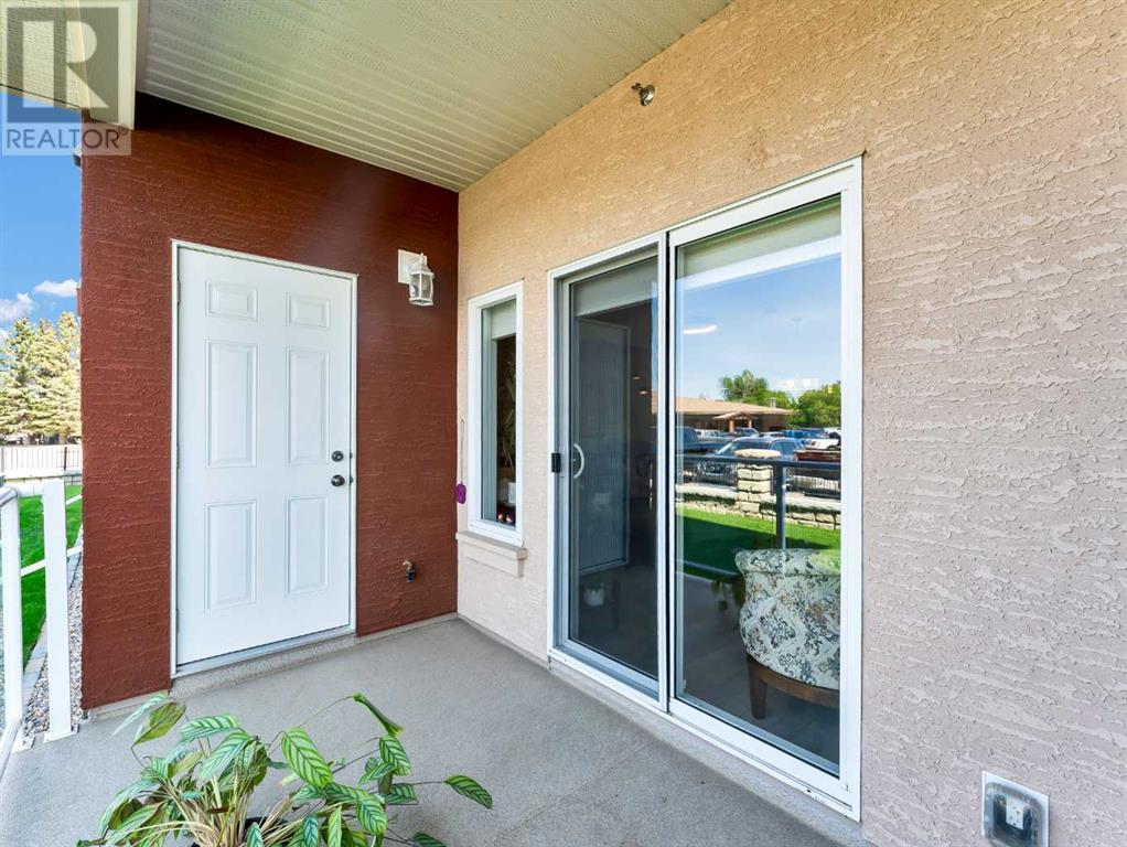Single Family House for Sale in    Avenue SE Connaught Medicine Hat 