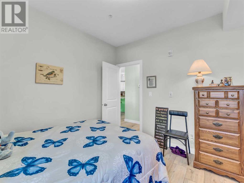 Single Family House for Sale in    Avenue SE Connaught Medicine Hat 