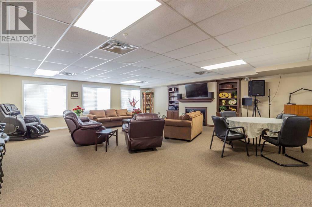 Single Family House for Sale in    Avenue SE Connaught Medicine Hat 