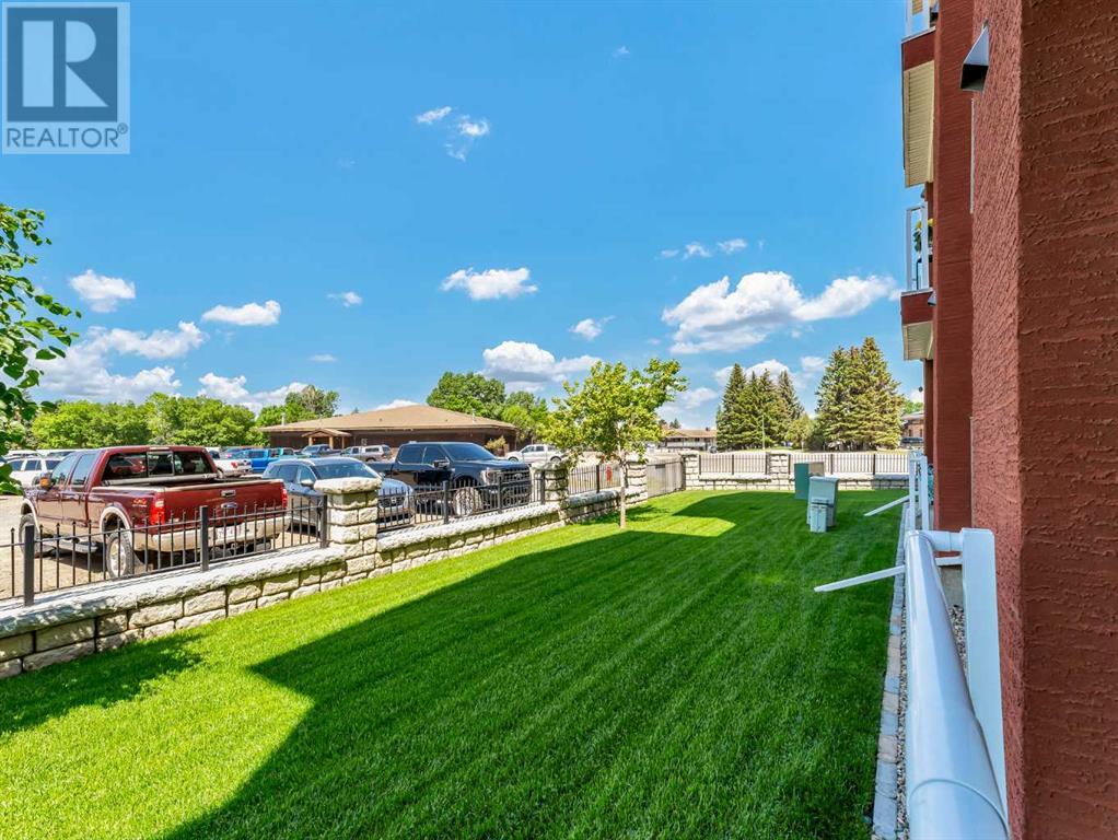 Single Family House for Sale in    Avenue SE Connaught Medicine Hat 