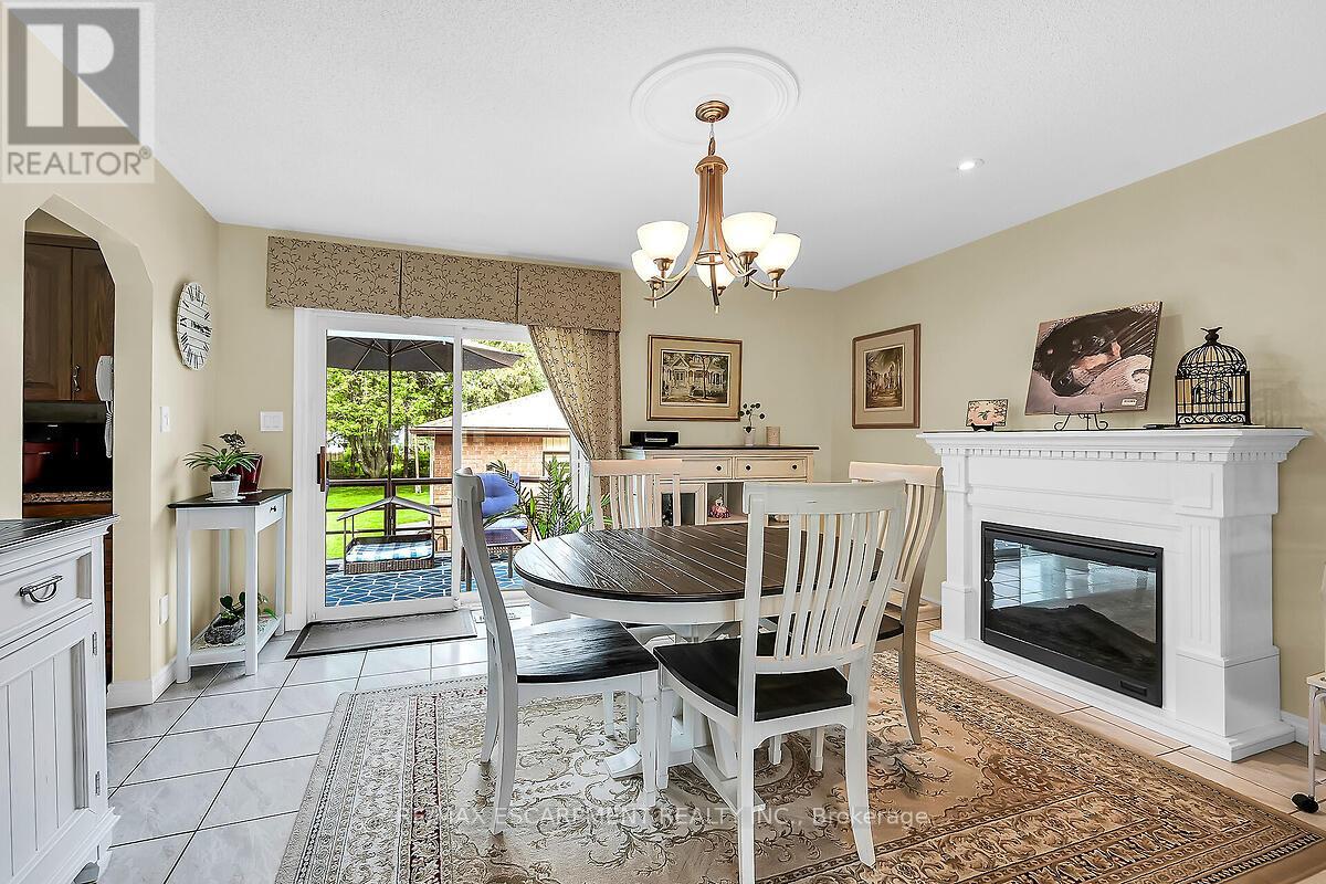 Photo 10 of 102 Kennedy Avenue, Hamilton ON
