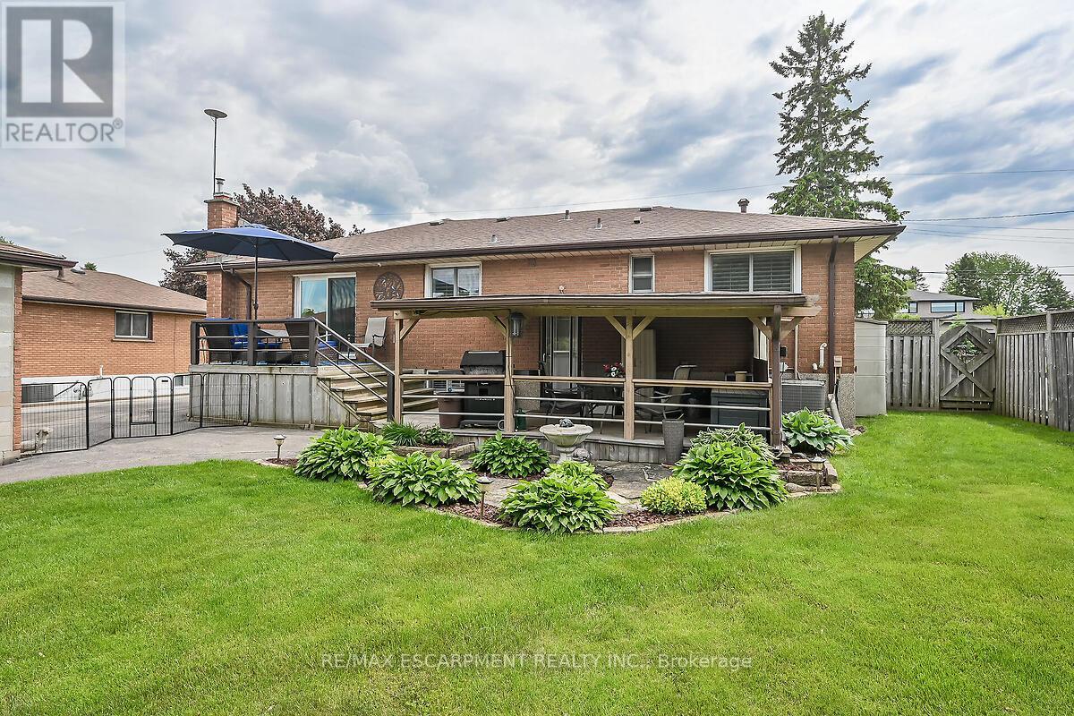 Photo 36 of 102 Kennedy Avenue, Hamilton ON