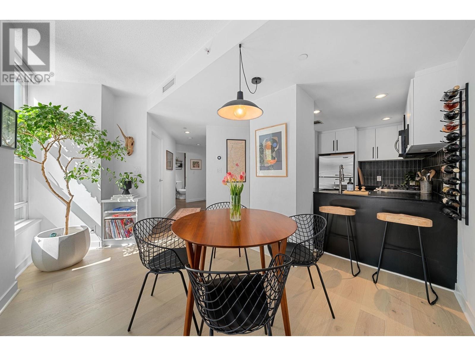 101 638 BEACH CRESCENT, Vancouver real estate listing R3009924