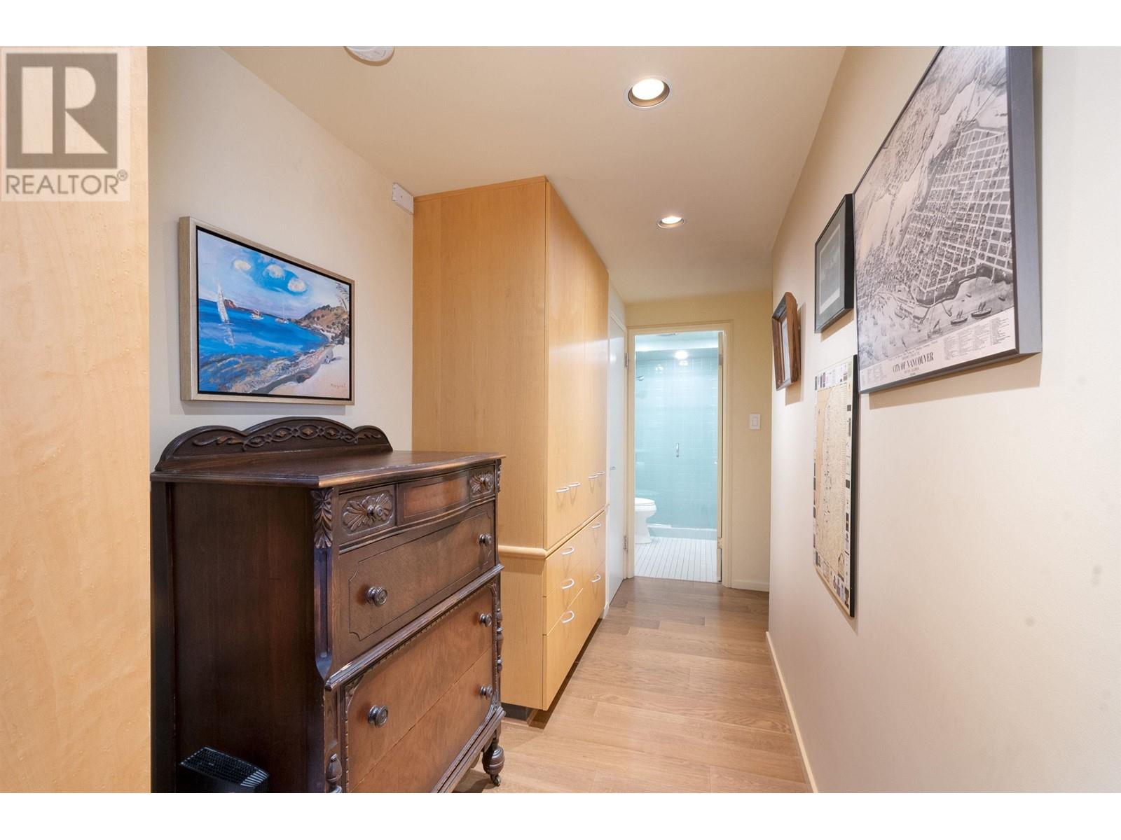 606 1949 BEACH AVENUE, Vancouver real estate listing R3009935