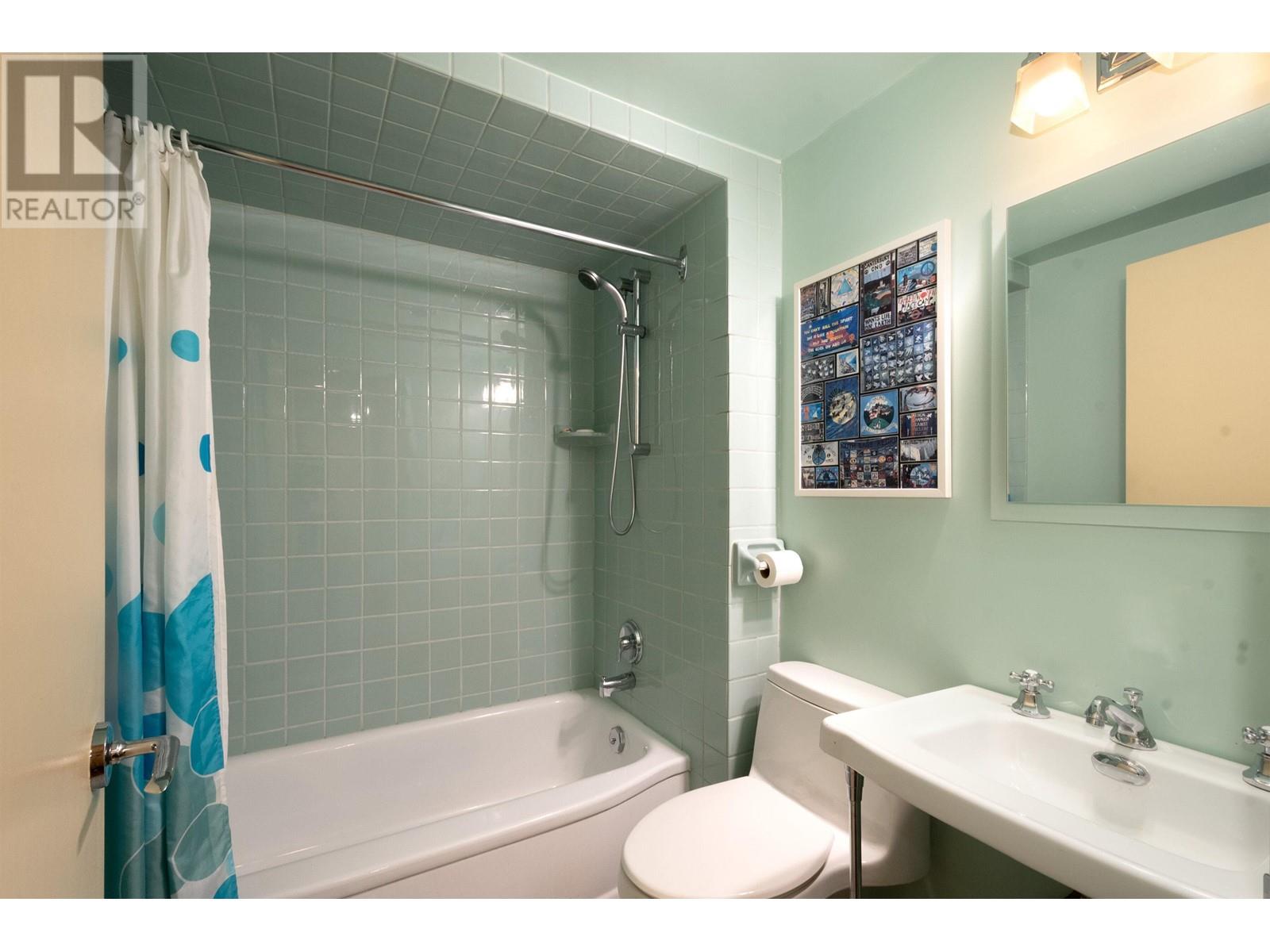 606 1949 BEACH AVENUE, Vancouver real estate listing R3009935