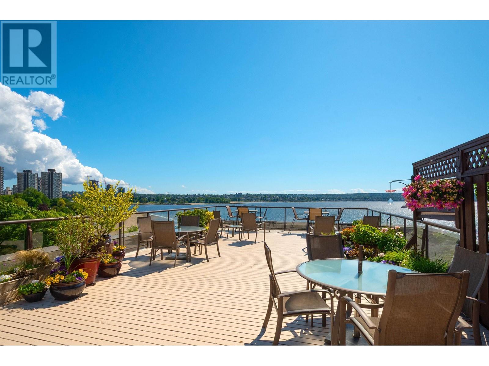 606 1949 BEACH AVENUE, Vancouver real estate listing R3009935